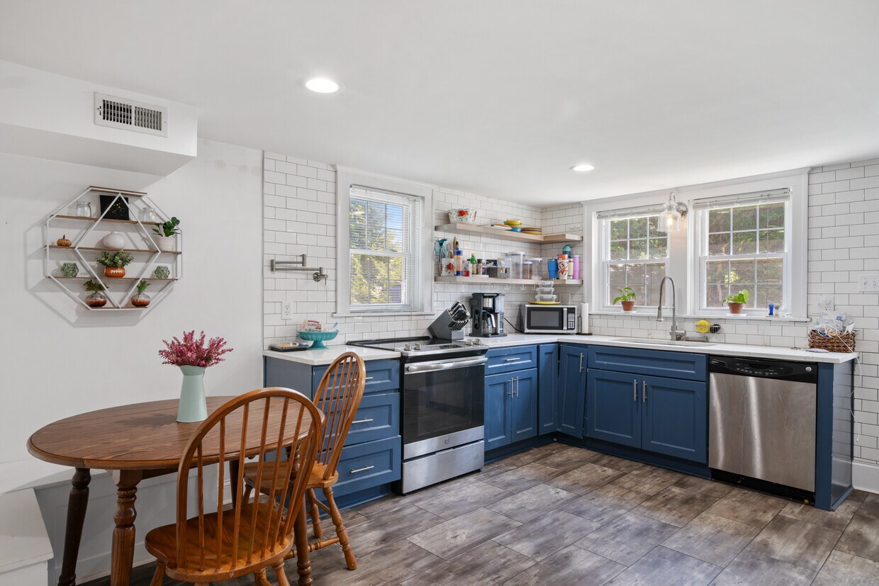 Foto principal - 547 Montgomery St