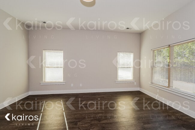 Building Photo - 111 Bates Lane