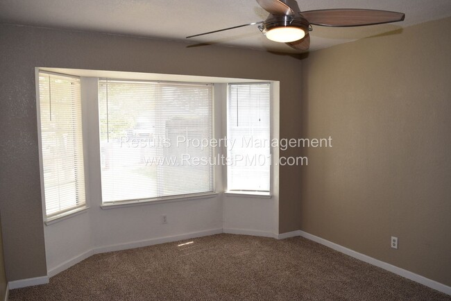 Building Photo - 3 br, 2 bath House - 3943 Alpha Ct