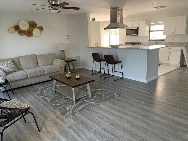 Foto del edificio - 5832 Countrywood Dr