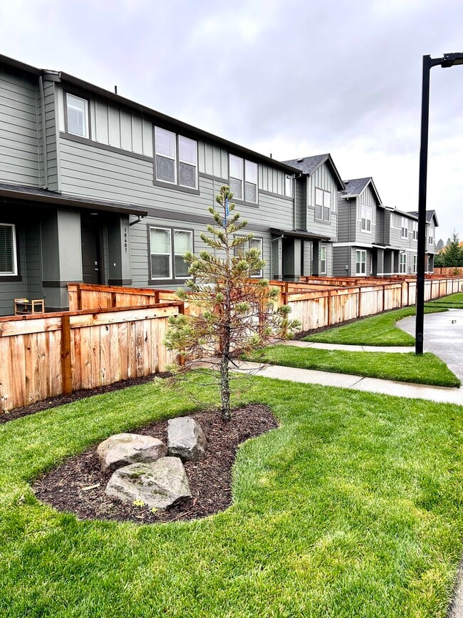 Photo - 10407 NE 119th Ave Townhome