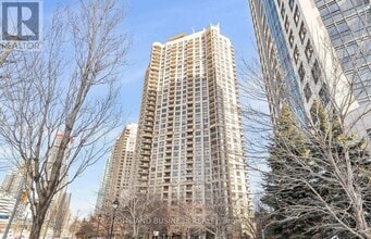 Building Photo - 310 Burnhamthorpe Rd W