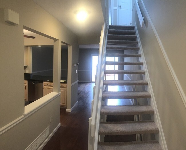 Foto del edificio - Concord Twp Condo!