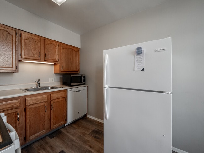 2308-2 - Steiner Realty South Side Listings