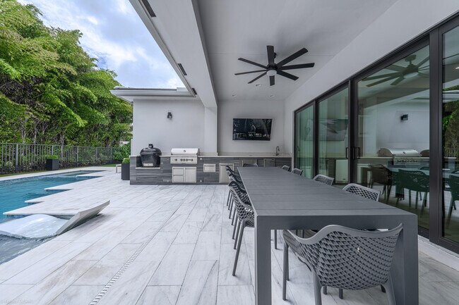 Foto del edificio - 8652 Dream Falls St