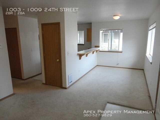 Foto del edificio - NEAR WWU - Courtyard Apartments