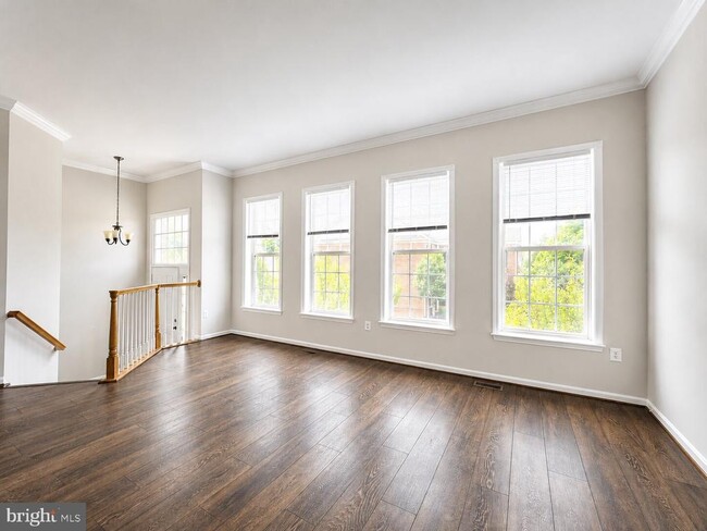 Foto del edificio - 13052 Greg Roy Ln