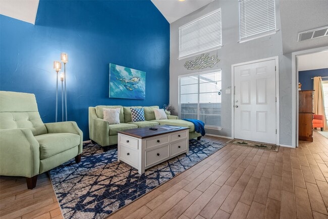 Building Photo - 103 Jean Lafitte Cove