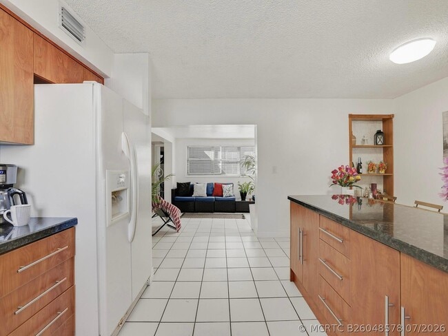 Foto del edificio - 9702 NW 5th Ln