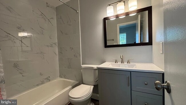 Bathroom 2 - 5394 Eliots Oak Rd