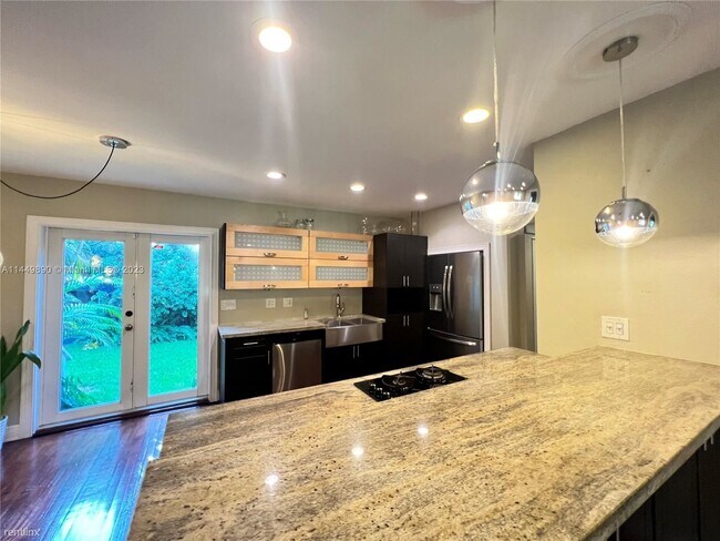 Foto del edificio - 3 br, 2 bath House - 9338 NW 2nd Ave