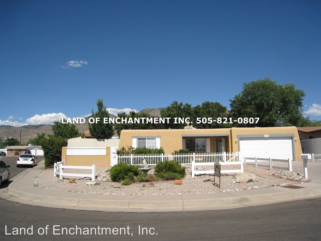 2608 Elwood Pl NE, Albuquerque, NM 87112 House for Rent in Albuquerque, NM