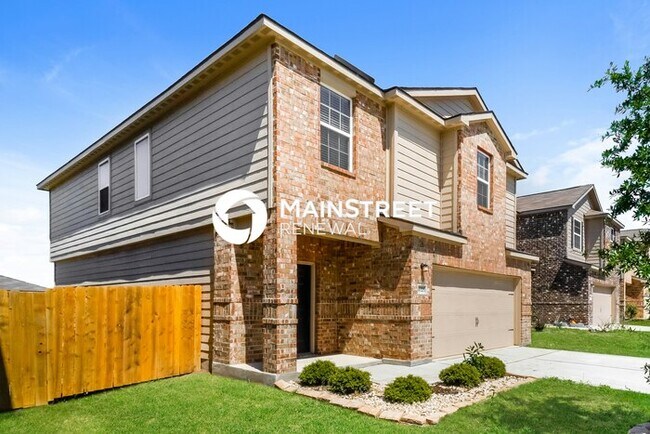 Foto del edificio - 4 Bedroom Pet-Friendly Home in New Braunfels, TX with Main Street Renewal