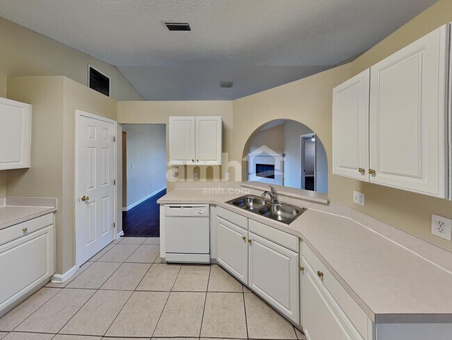 Foto del edificio - 11367 Monument Landing Blvd