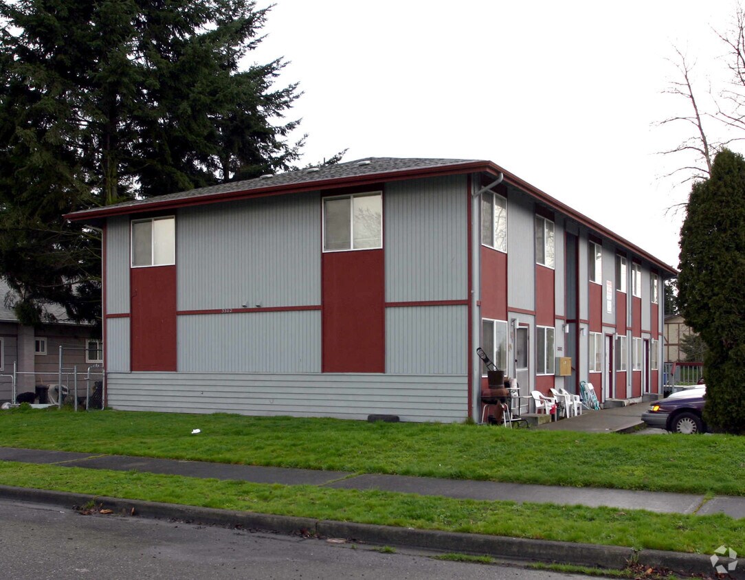 Building Photo - 3302 S Cushman Ave