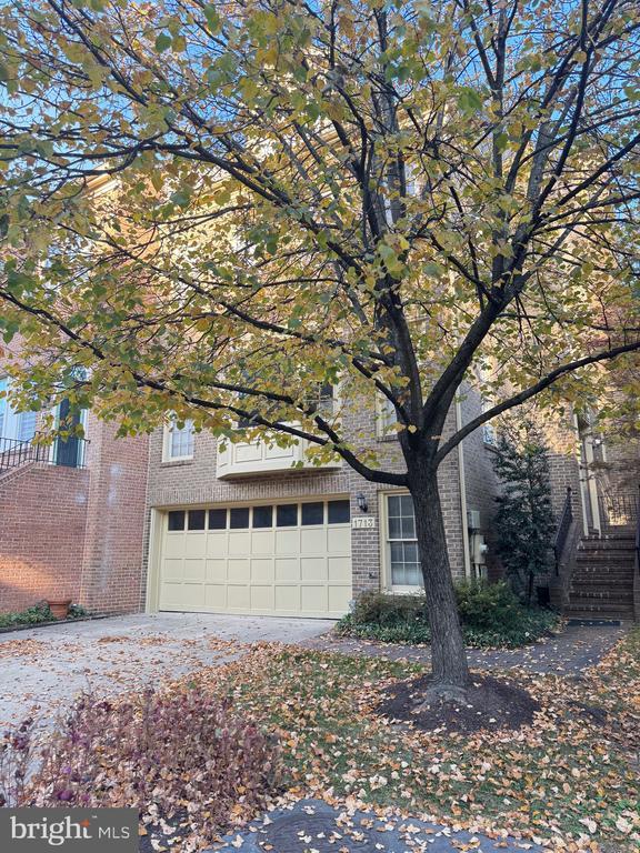 Foto principal - 1713 Leighton Wood Ln