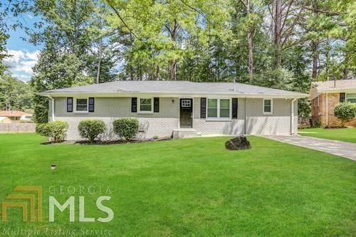 Foto del edificio - 160 Hidden Brook Ct