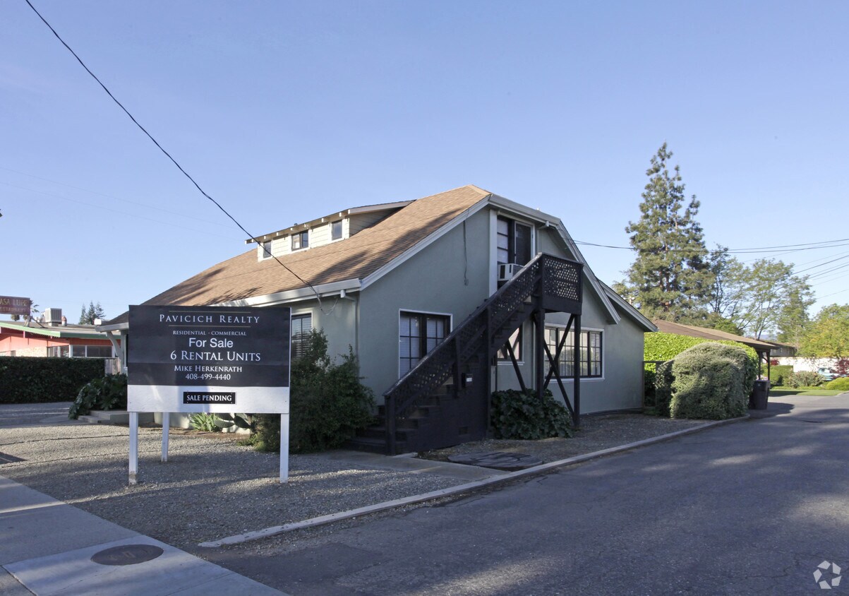 Primary Photo - 20-44 Mission Way