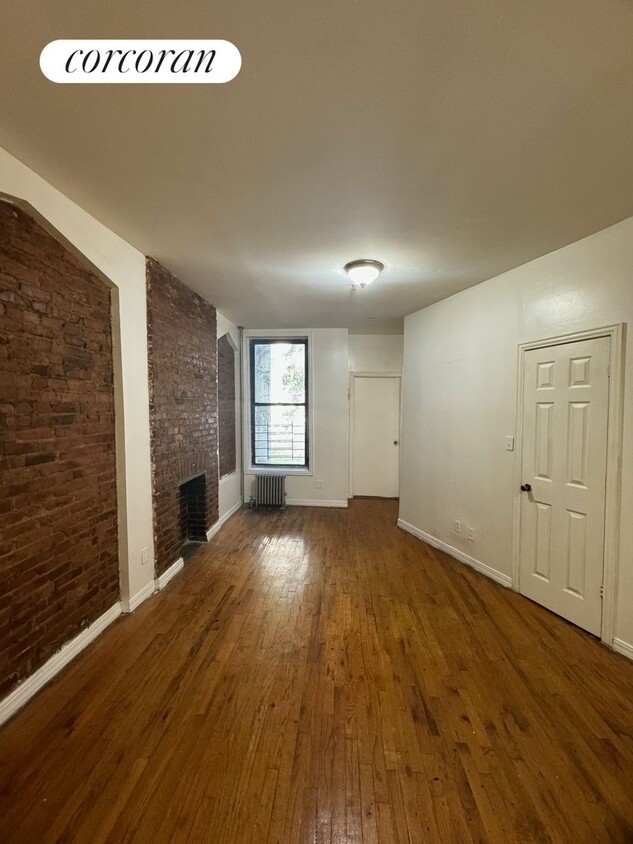 Foto principal - 1403 Fulton St