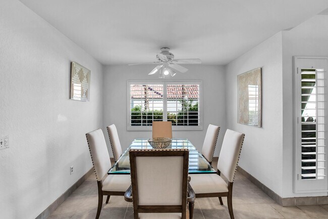 Building Photo - 43772 Cll Las Brisas W