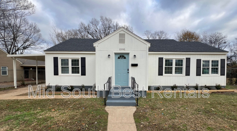Primary Photo - 1590 Dallas St