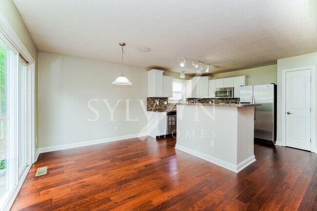 Foto del edificio - Charming 3BR 3BA Home