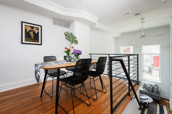 Dining area - 623 Mcclellan St