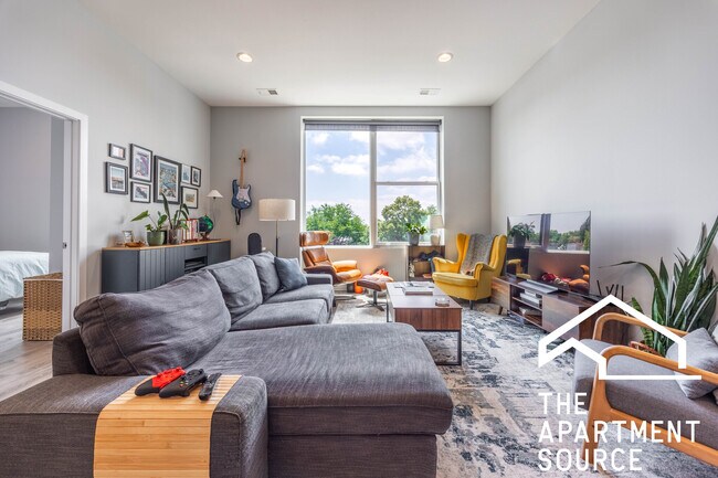 Foto del edificio - 2251 W Lawrence Ave