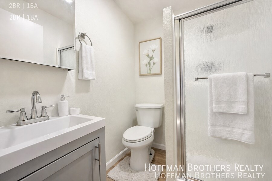 Foto del edificio - 2741 S Orange Dr