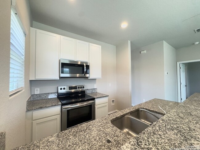 Building Photo - 7427 Capstone Rdg
