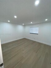 Building Photo - 108 Caribbean Ave