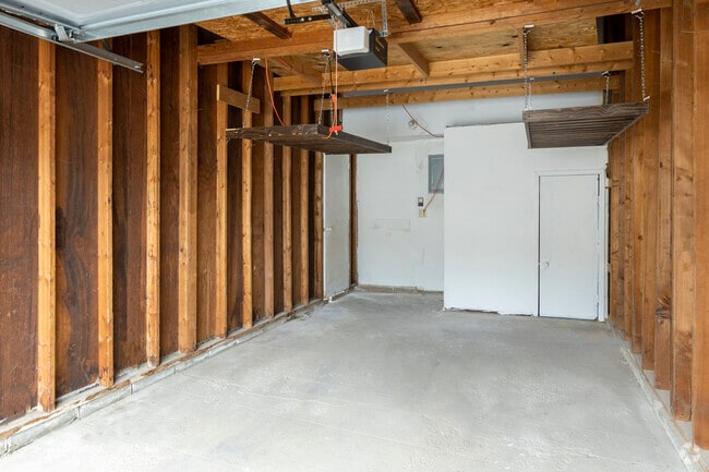 2BR, 2BA - 1030SF - Reserve at the Knolls