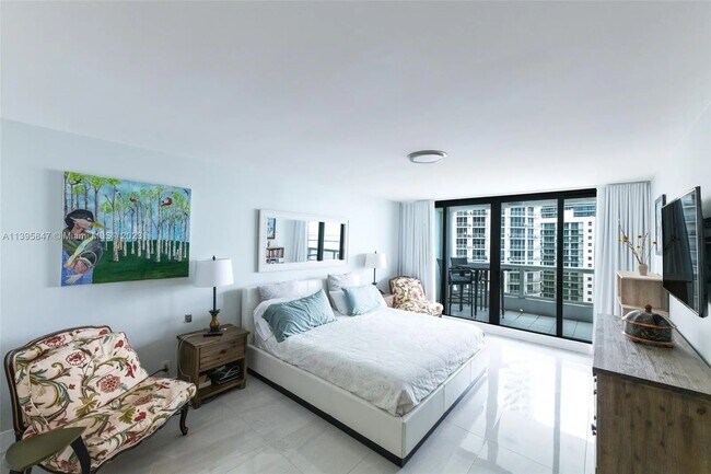 Foto del edificio - 1717 N Bayshore Dr