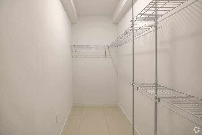 2BR, 2BA - 1,176SF - Model D - Secondary Walk-In Closet - Modern Towers Apartments