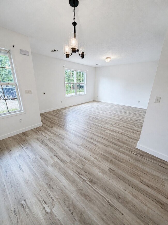 Foto del edificio - 4031 White Oak Rd