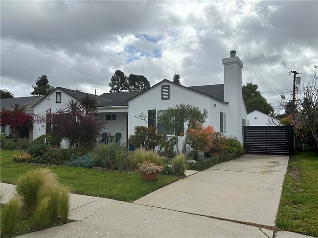Building Photo - 1712 Midwickhill Dr