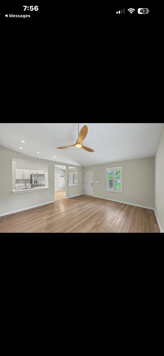 Foto del edificio - 1453 Cypress Ct
