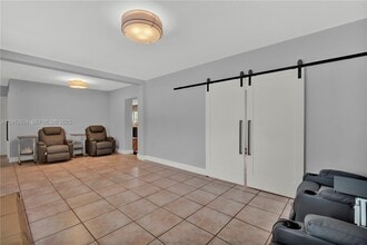 Building Photo - 1230 SW 86th Ct