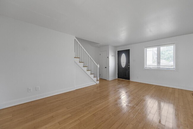 Foto del edificio - 840 Grant Rd