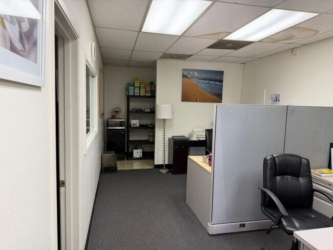Foto del edificio - 2530 W Whittier Blvd