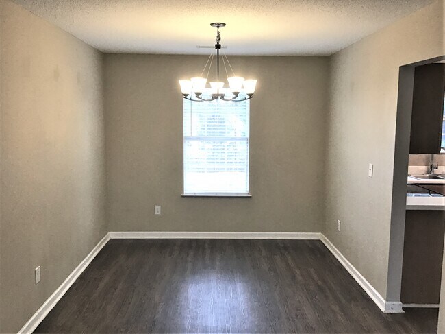 Building Photo - 1 Warbler Court