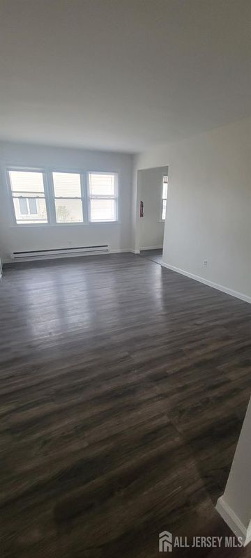 Building Photo - 358 Raritan St