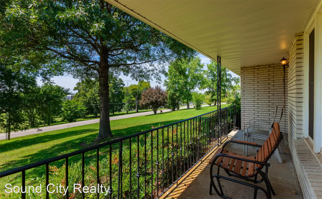 Building Photo - 3 br, 2 bath House - 2821 McGavock Pike