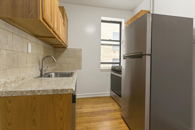 Foto del edificio - 715 W 172nd St