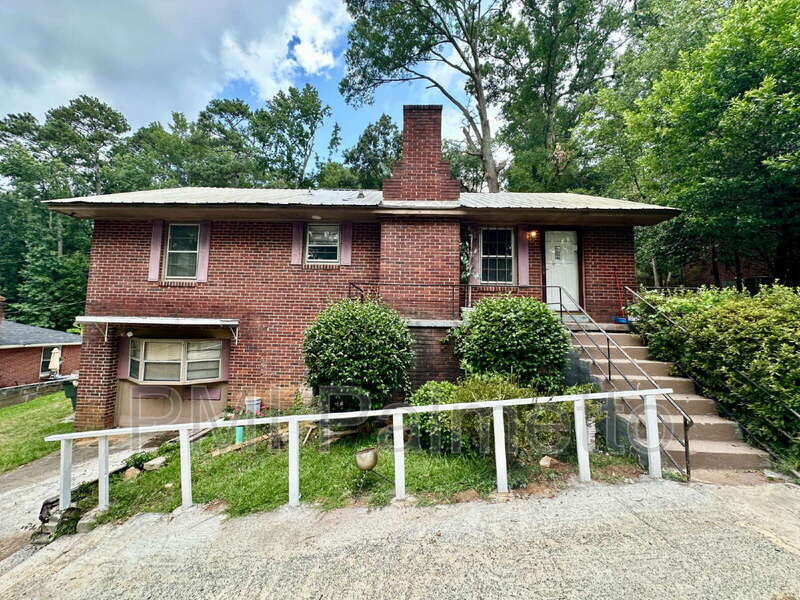 Foto principal - 313 Myles Ave