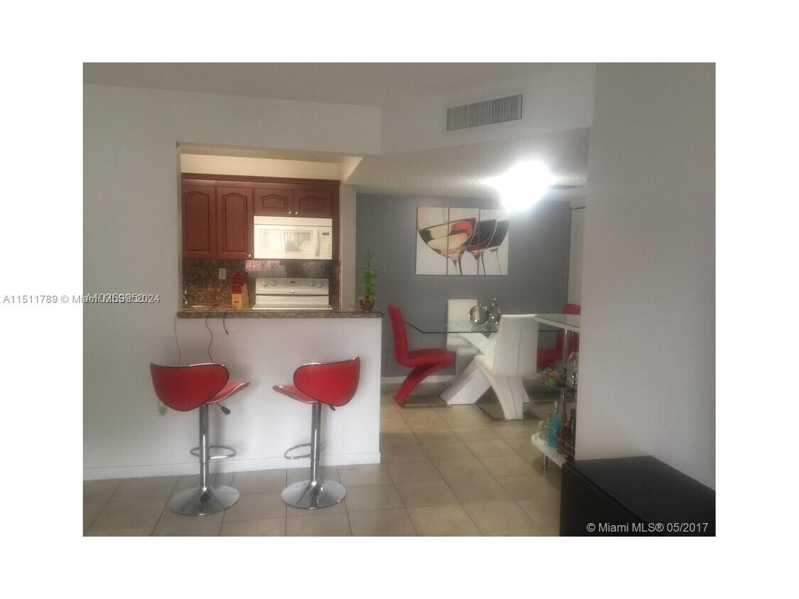 Building Photo - 7070 NW 179th St