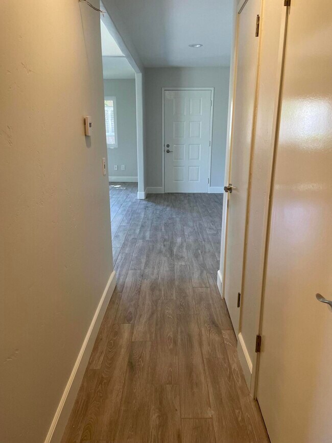 Building Photo - 74807 San Cristoval Cir