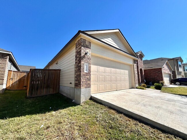 Foto del edificio - Move-In Ready 3-Bed, 2-Bath Home in Jarell