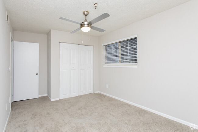 2BR, 2BA - Avondale Place