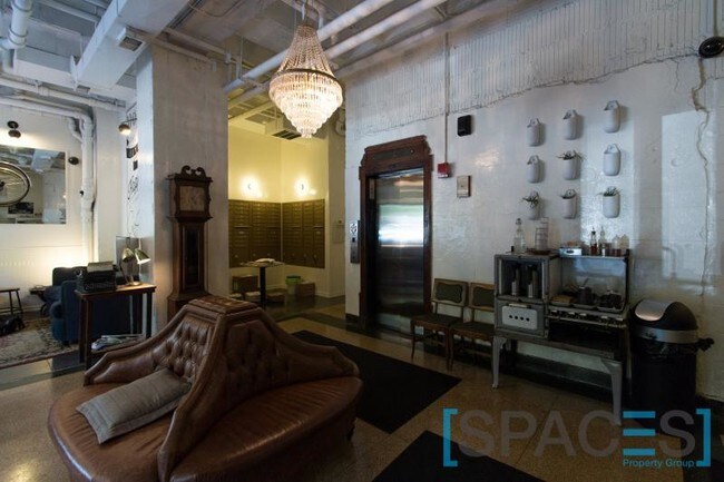 Foto del edificio - 1325 W Wilson Ave